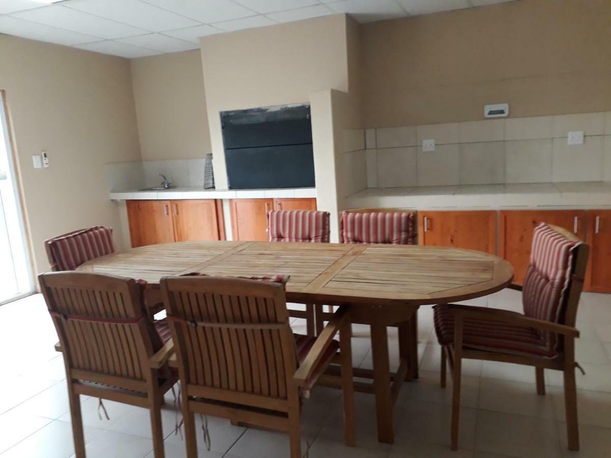 Augrabies De Oude Stoor Guesthouse Esterno foto