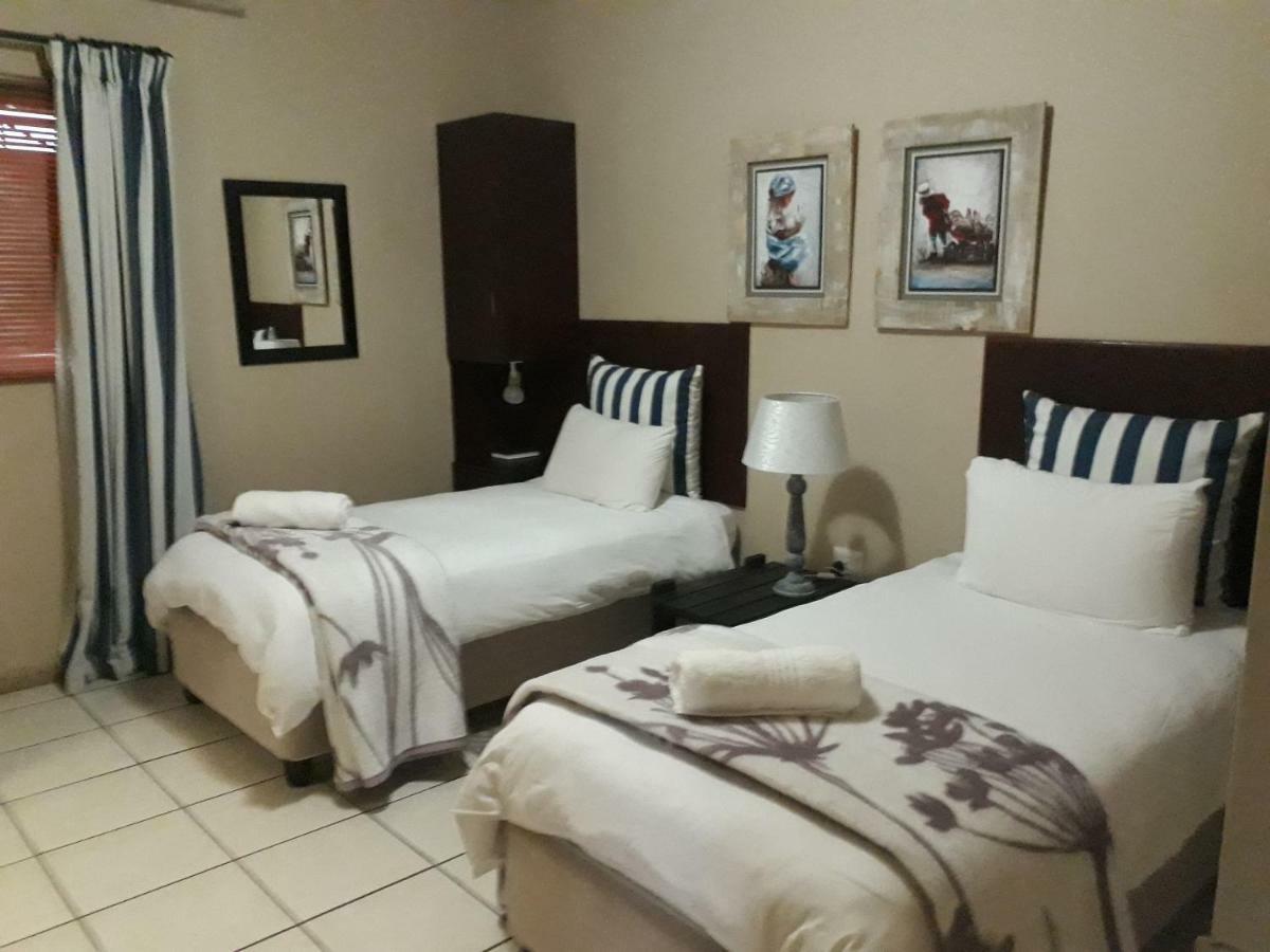 Augrabies De Oude Stoor Guesthouse Esterno foto